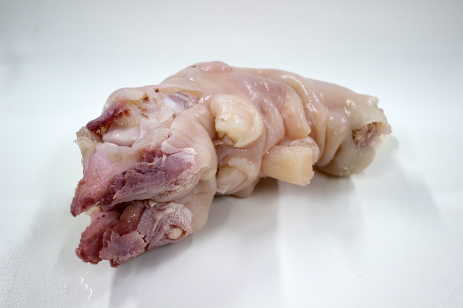 Patas cocidas de ternera